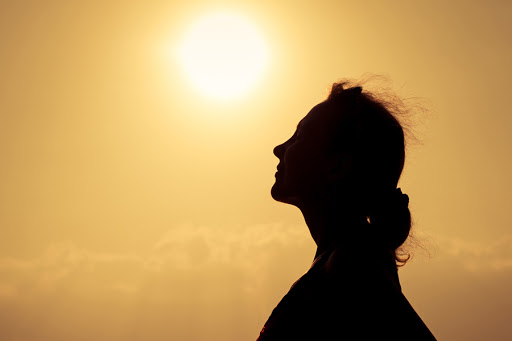 Silhouette of the woman standing at the beach &#8211; pt