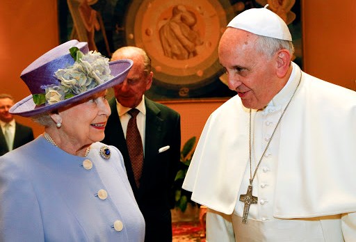Pope Francis with Queen Elizabeth II &#8211; pt