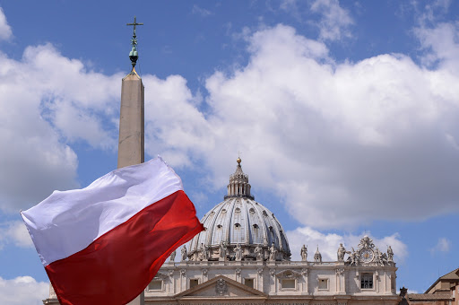 The flag of Poland and the Basilica of St. Peter &#8211; pt