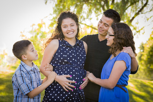 Hispanic Family &#8211; pt