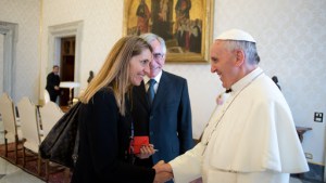 Franca Giansoldati and Pope Francis – pt