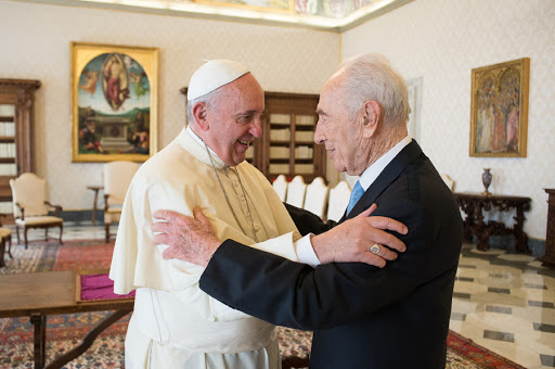 Pope Francis with Shimon Peres &#8211; pt