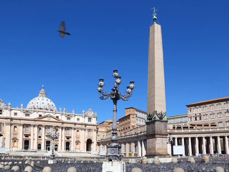 a_0005_-roma-veduta-della-basilica-di-san-pietro-dalla-piazza