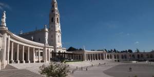 Santuário de Fátima: a outra grande colunata da arquitetura católica