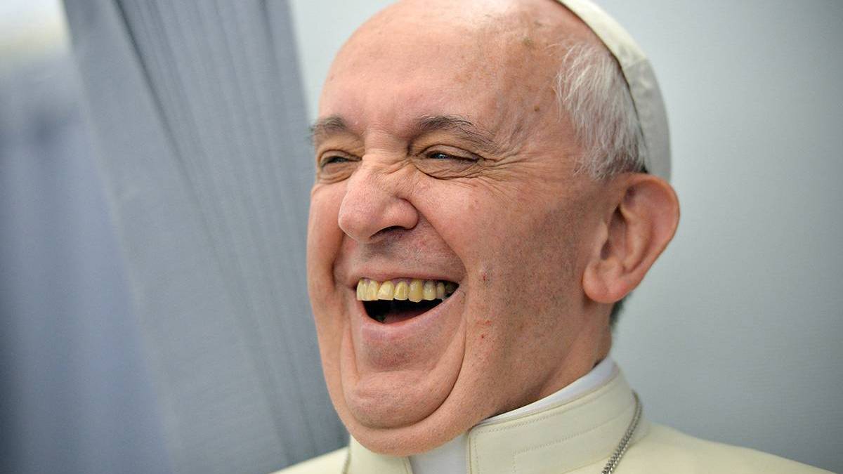 pope-francis-laughing-plane-press-mvd6548753_1-luca-zennaro-pool-afp1