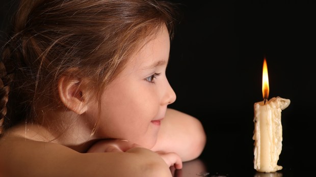 little-girl-praying