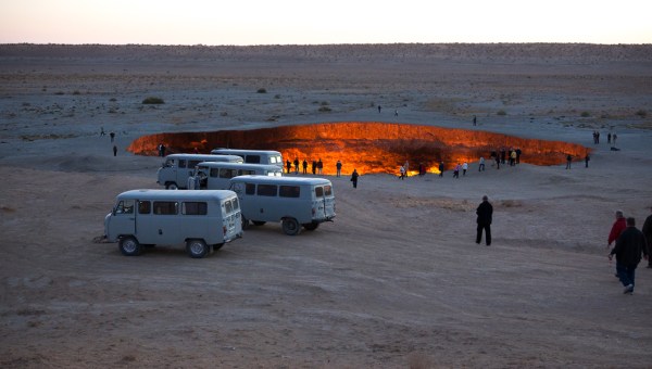 Porta do inferno: cratera de Darvaza