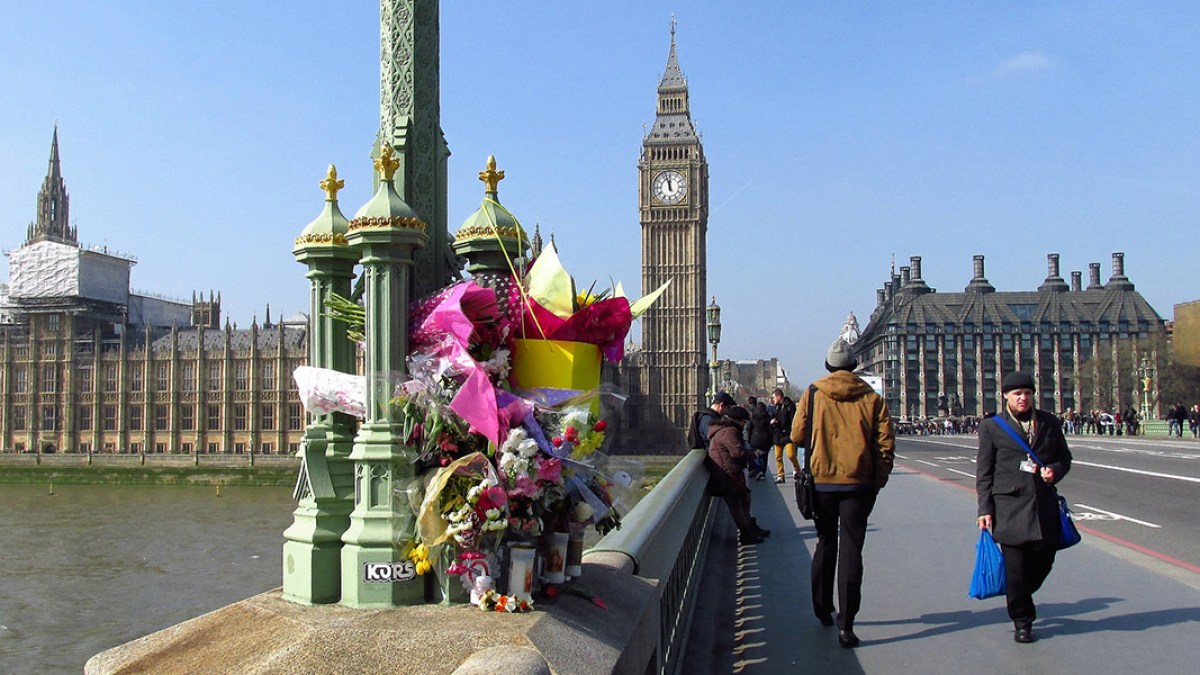 WEB3-WESTMINSTER BRIDGE-DAVID HOLT-CC