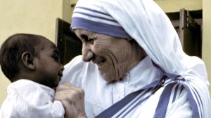 HERO 24 DEC MOTHER TERESA CHILD Jean-Claude FRANCOLON:Gamma-Rapho:GettyImages Ai