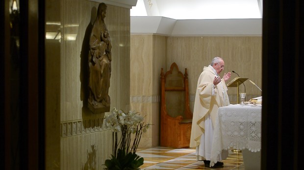 Messe dans la chapelle de la Résidence Sainte Marthe au Vatican