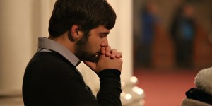 Quais as diferenças entre religiosidade e espiritualismo?