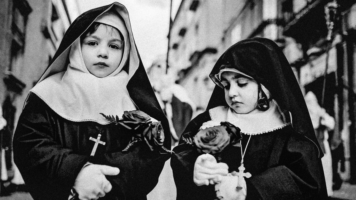 WEB3-PHOTO-OF-THE-DAY-YOUNG-RELIGIOUS-KIDS-SONY-AWARDS-2017-Salvatore-Mazzeo