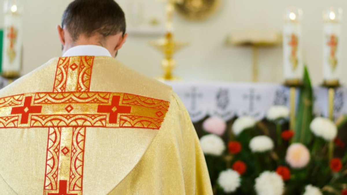 sacerdote