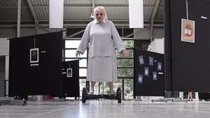 web3-sister-fabienne-hoverboard