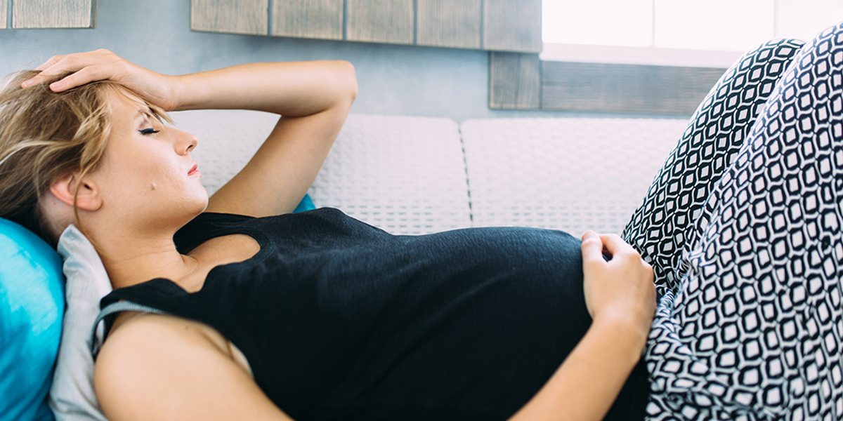 WEB3-PREGNANT-PREGNANCY-TIRED-SLEEP-RELAX-Shutterstock