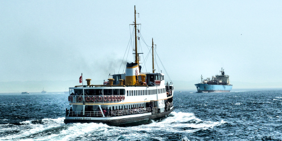 SHIPS IN THE OCEAN