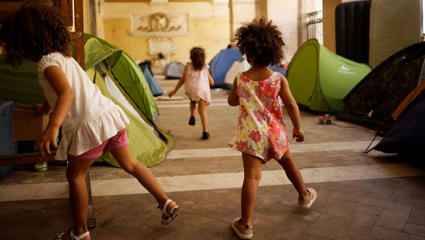 IMMIGRANTS,ROME