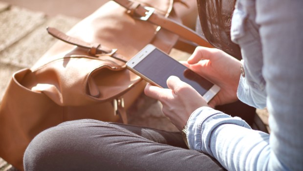 WOMAN,CELL PHONE