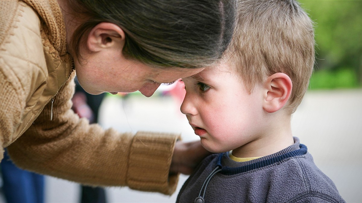 MÃE CONVERSANDO COM FILHO