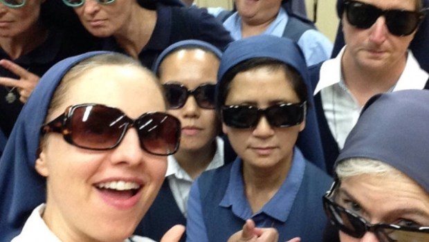 NUNS,MEDIA
