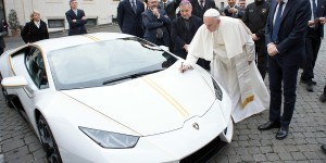 Leilão do Lamborghini Huracan do Papa beneficiará Haiti