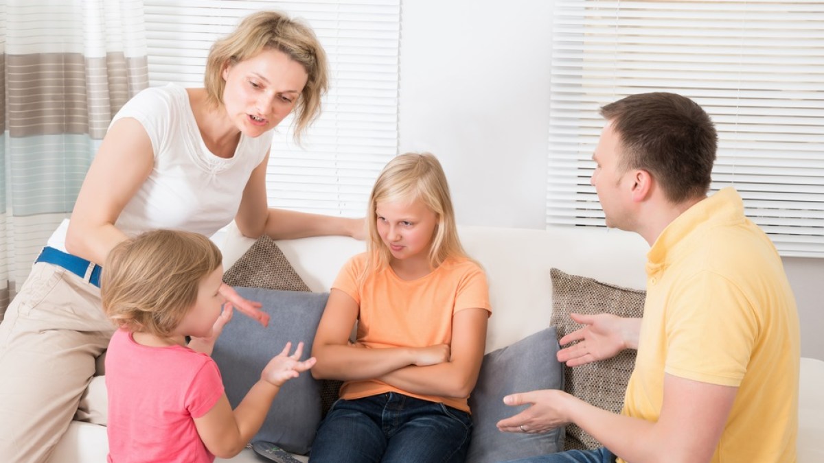 WEB3-FAMILY-KIDS-ARGUMENT-EDUCATION-Shutterstock