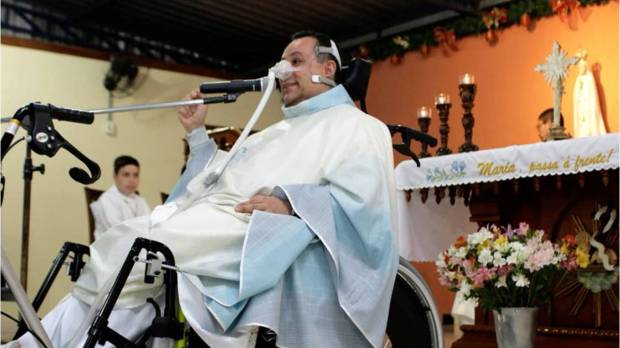 padre marlon mucio