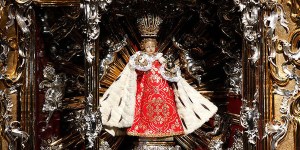 A linda e lendária história da imagem do Menino Jesus de Praga