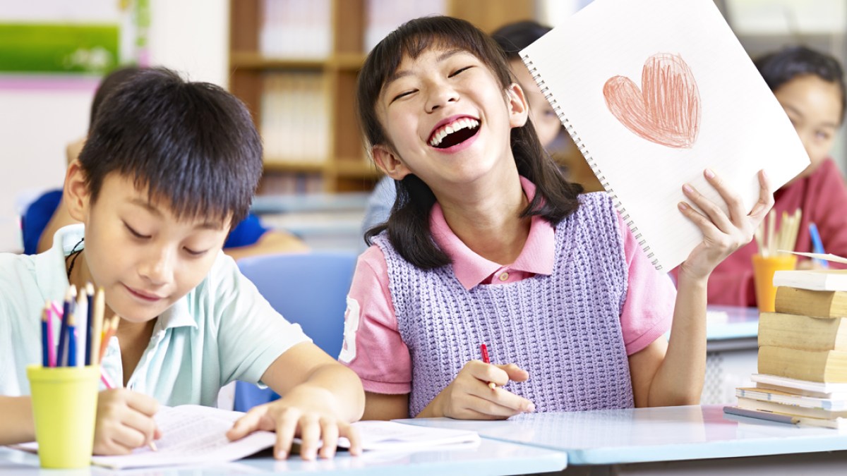 HAPPY,STUDENT,SCHOOL