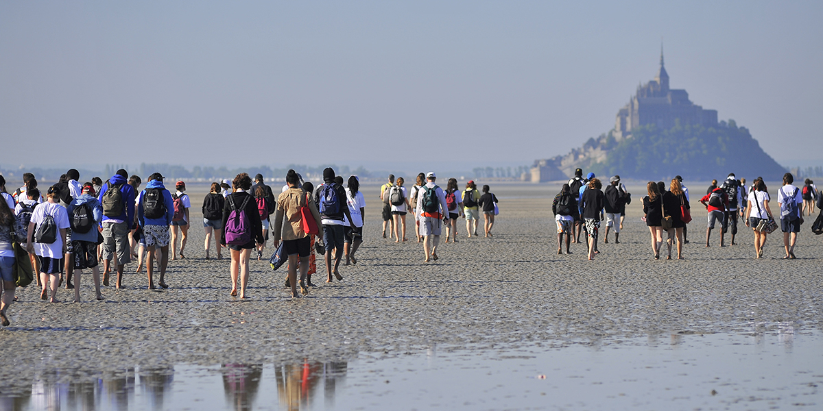 Crossing the bay of Mont Saint-Michel