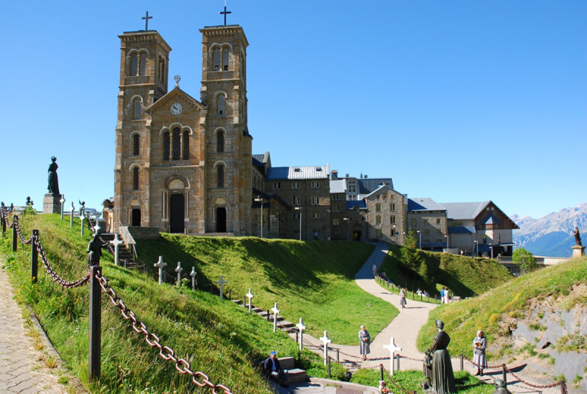LA SALETTE SANCTUARY