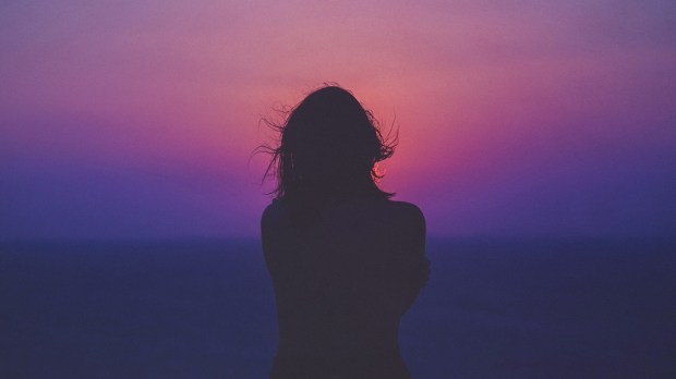 WOMAN
