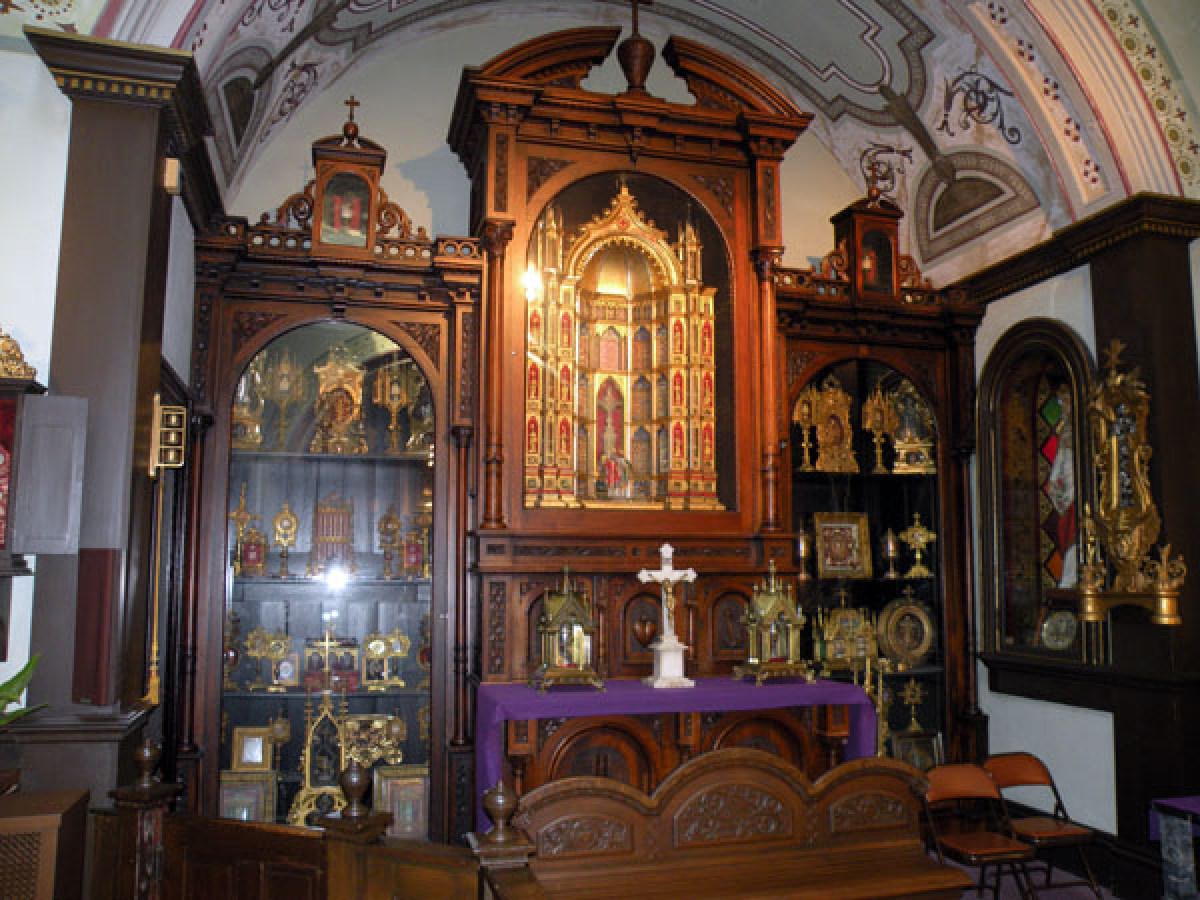 SAINT ANTHONYS,CHAPEL,PITTSBURGH,RELICS