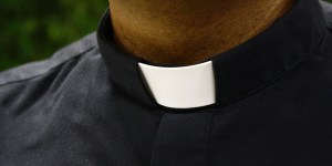 Venezuela: padre é assassinado na porta da igreja