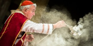 Incenso na Igreja: o que significa e por que é usado?