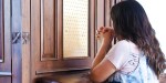 WOMAN,CONFESSION