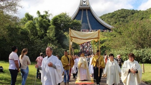 Santuário Santa Paulina procissão Santíssimo Corpus Christi