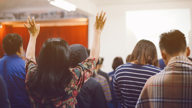 Católicos que trocam a Igreja por outras denominações