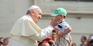 Papa Francisco: “A fofoca não é obra do Espírito Santo”
