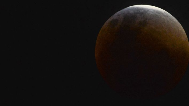 lua de sangue