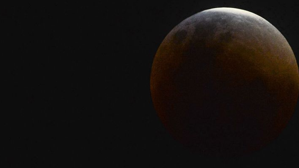 lua de sangue