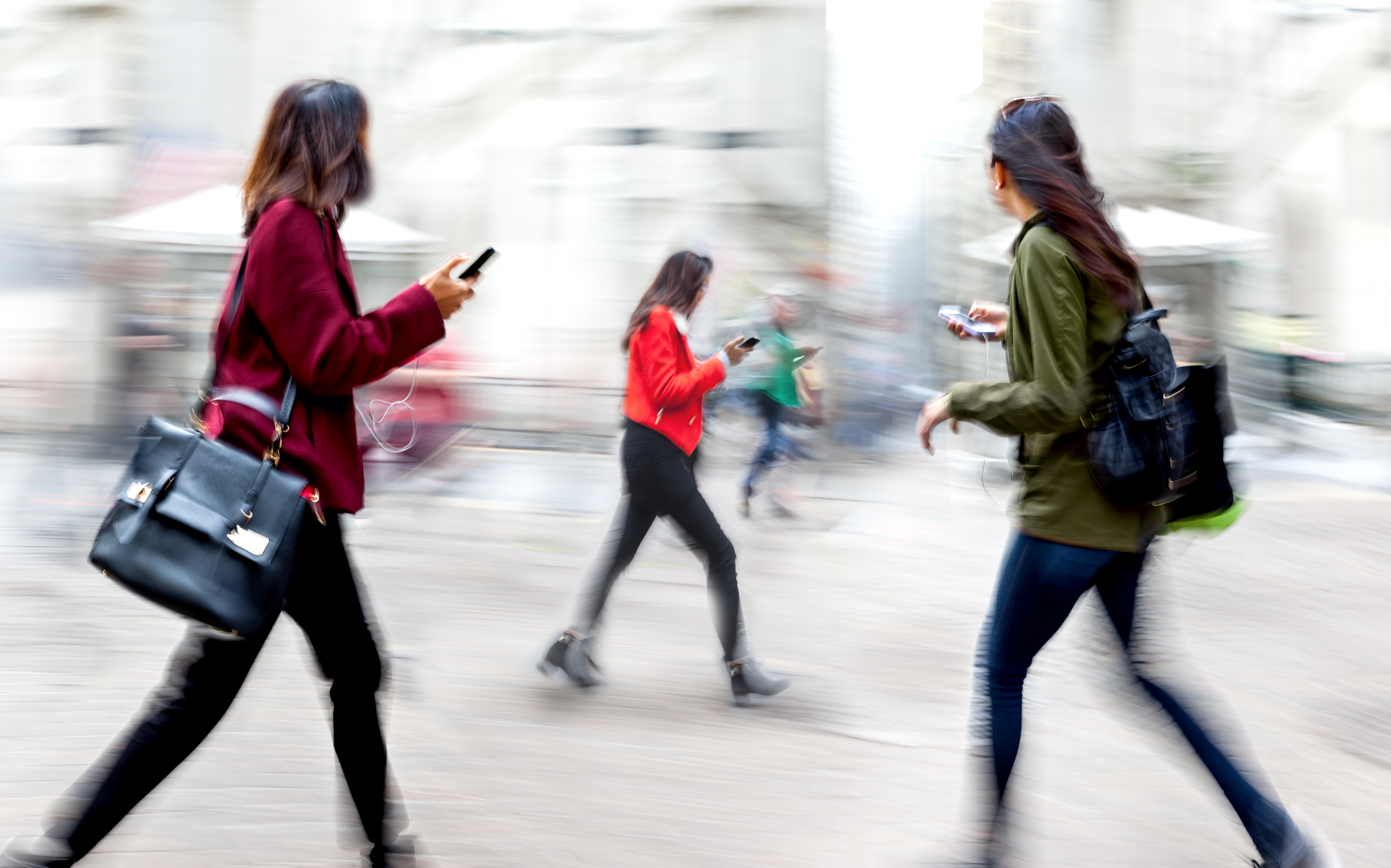 PEOPLE ON CELL PHONE