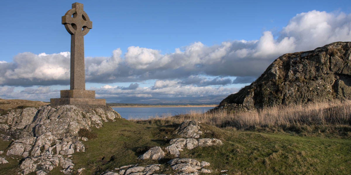 IRELAND,CROSS