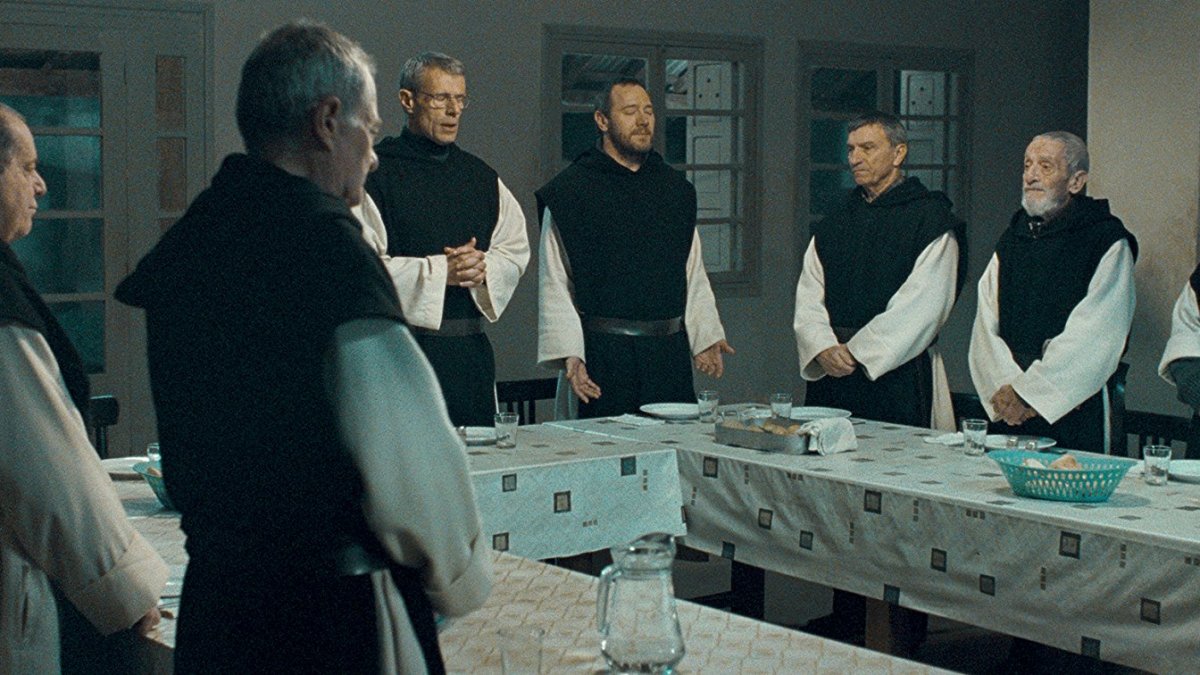 DES HOMMES ET DES DIEUX
