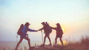 FRIENDS TREKKING