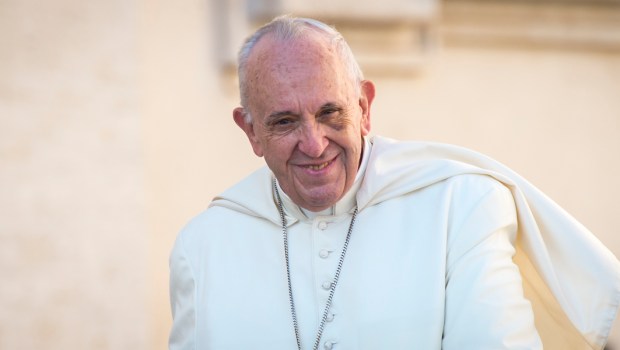 POPE BLACK EYE