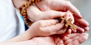 Mamãe, papai: consagrem seus filhos a Nossa Senhora