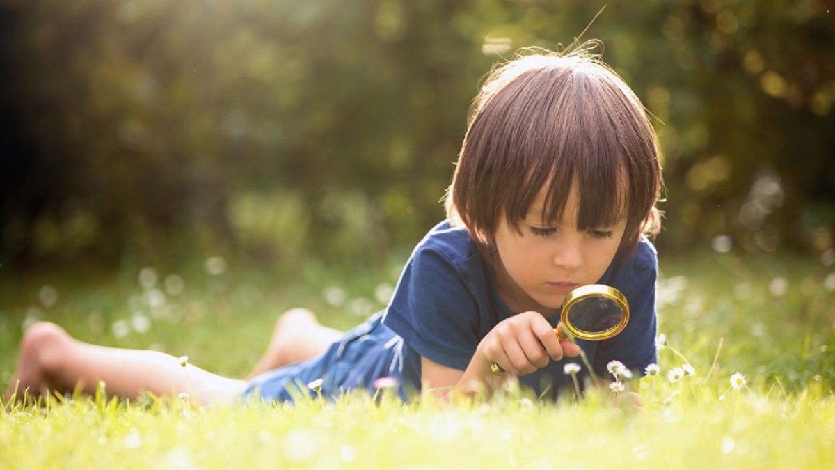 web3-kids-example-happy-smile-ideas-advice-gallery-shutterstock_457874230-tomsickova-tatyana-ai