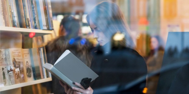 BOOKSTORE; LIVRE