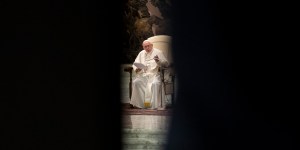 Fake news: o dia em que inventaram que o Papa Francisco tinha sido preso (!)